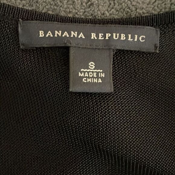 Banana Republic Elegant Black Sheer blouse | size S - Picture 6 of 7